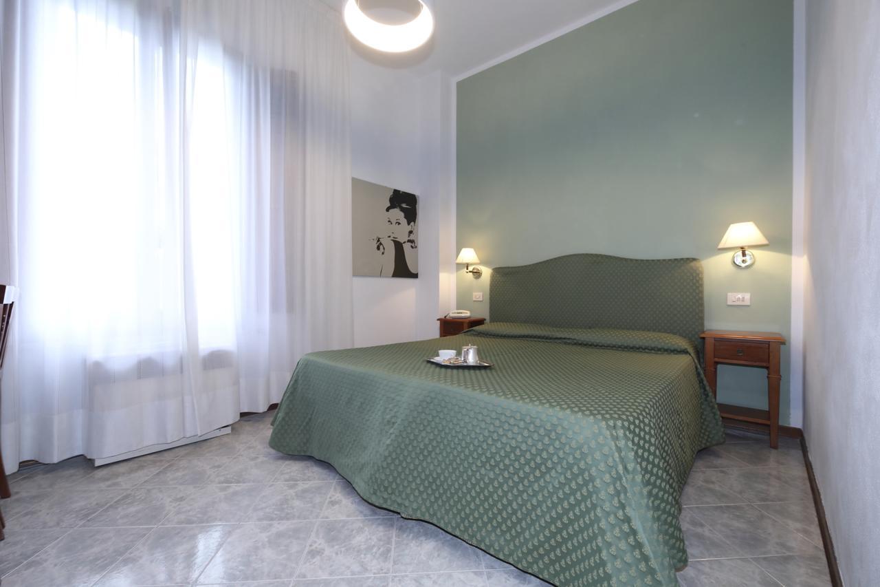 Hotel Moderno Siena Ngoại thất bức ảnh