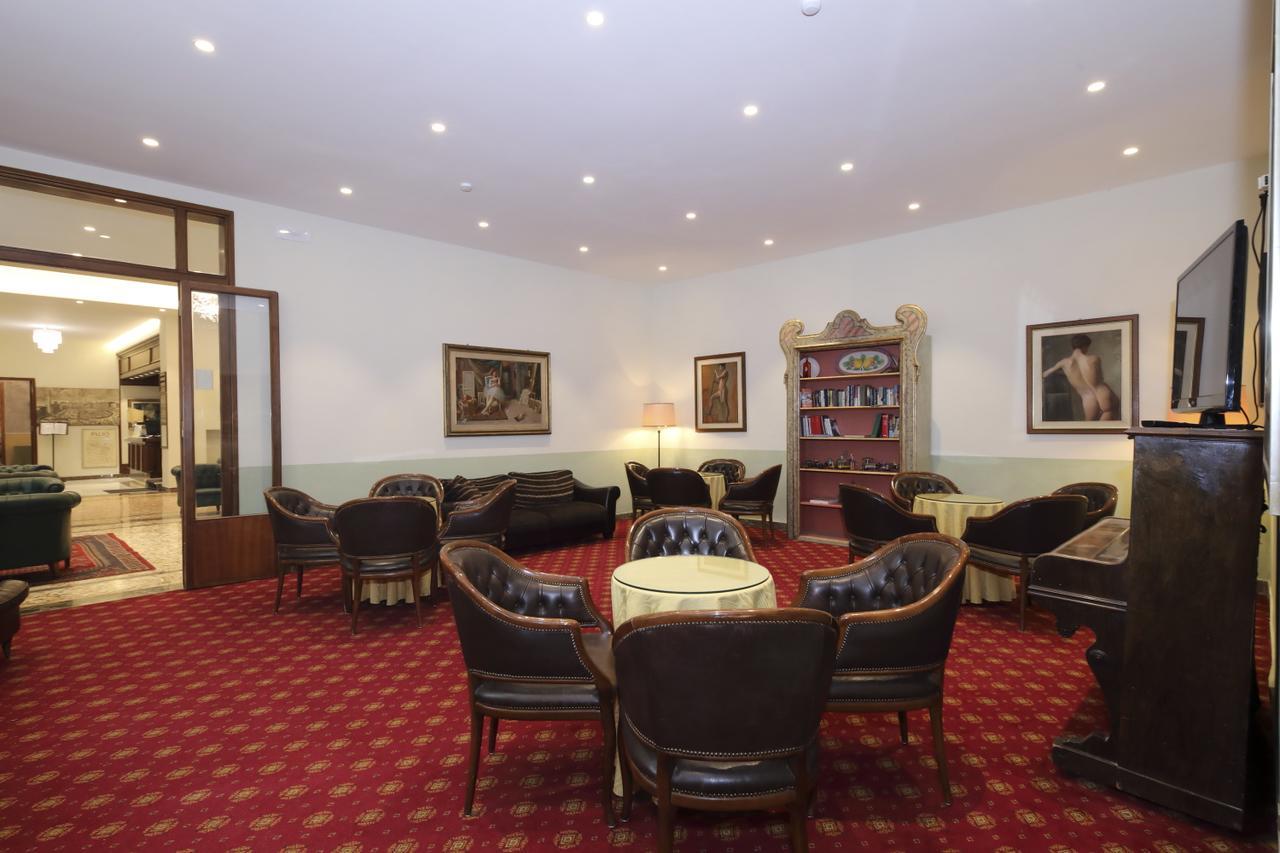 Hotel Moderno Siena Ngoại thất bức ảnh