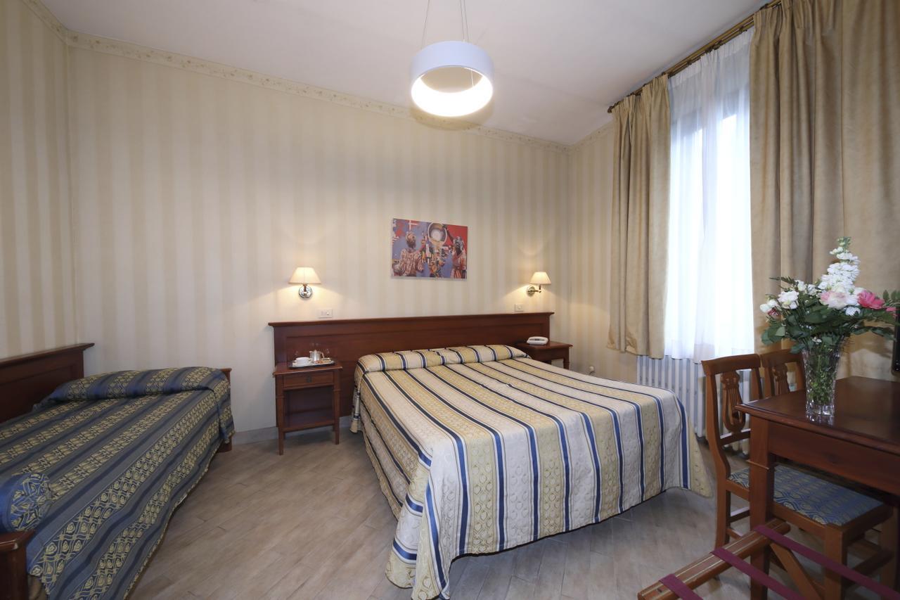 Hotel Moderno Siena Ngoại thất bức ảnh