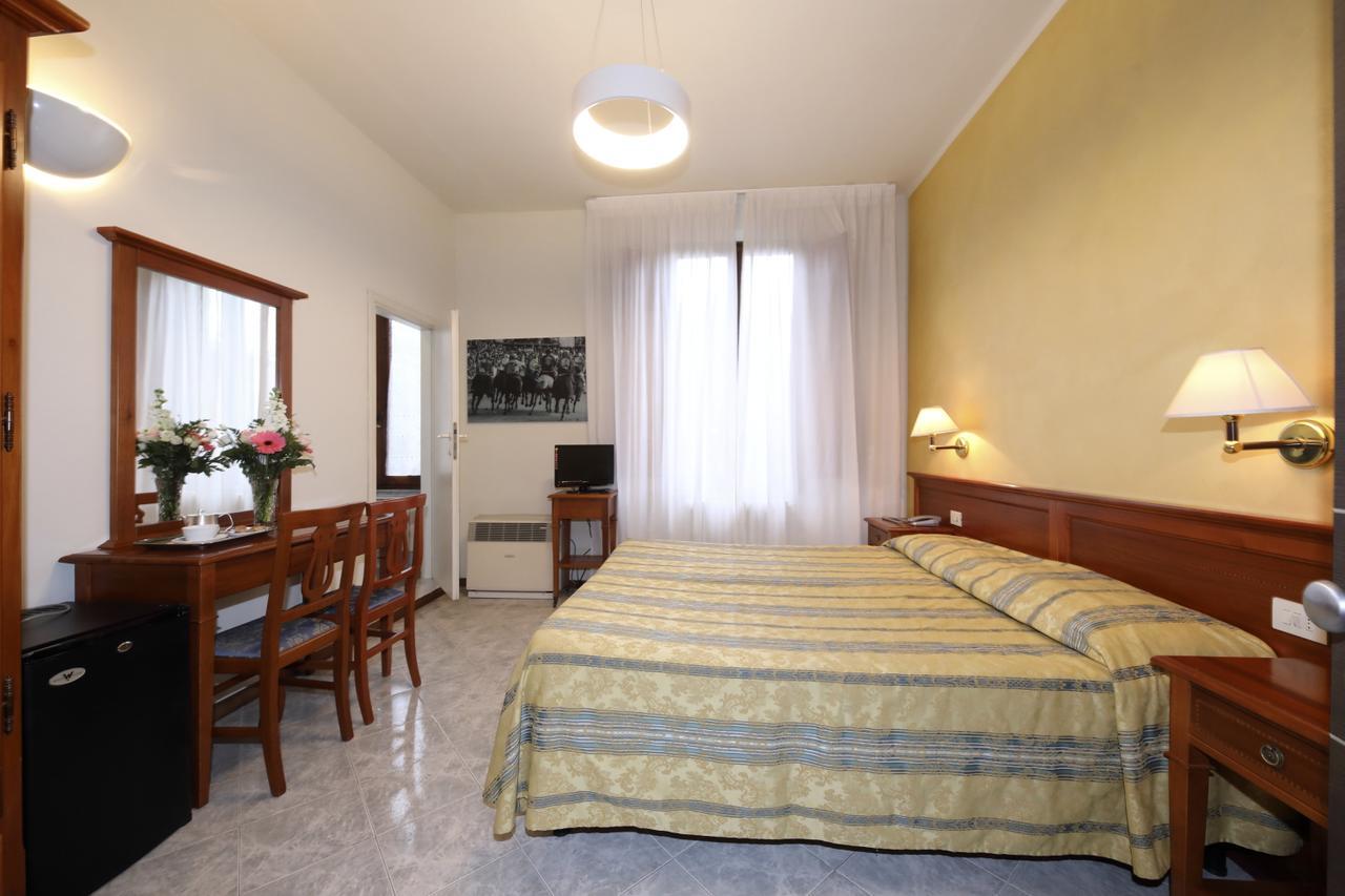Hotel Moderno Siena Ngoại thất bức ảnh
