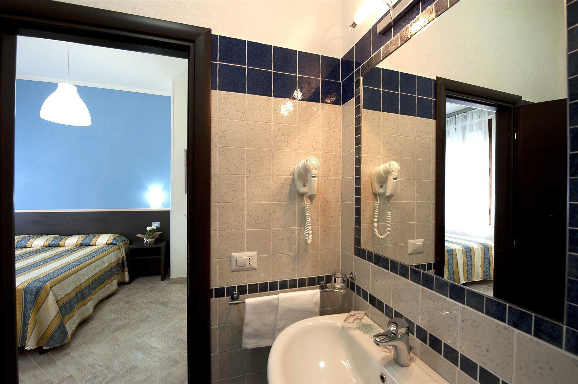 Hotel Moderno Siena Ngoại thất bức ảnh