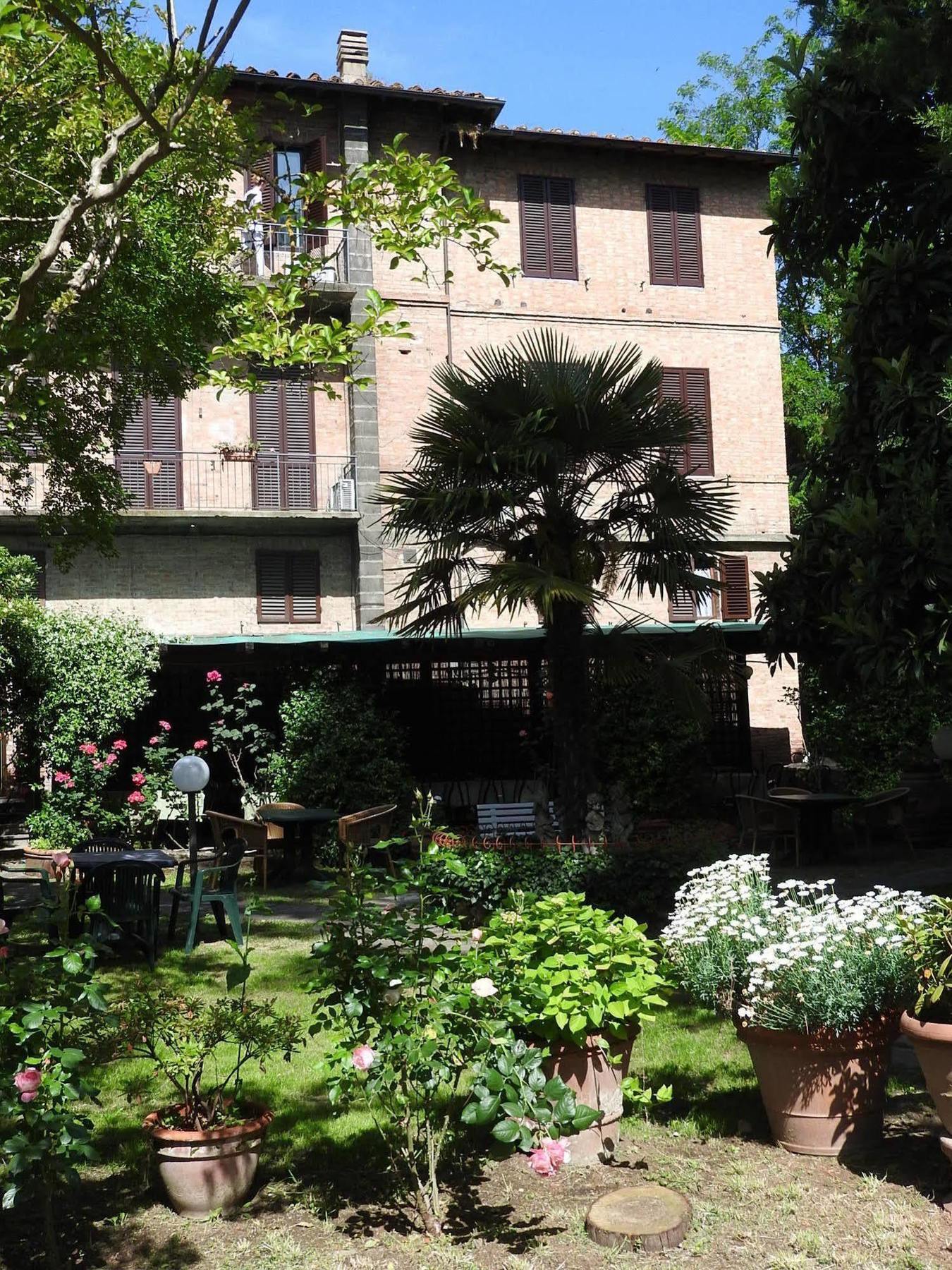 Hotel Moderno Siena Ngoại thất bức ảnh