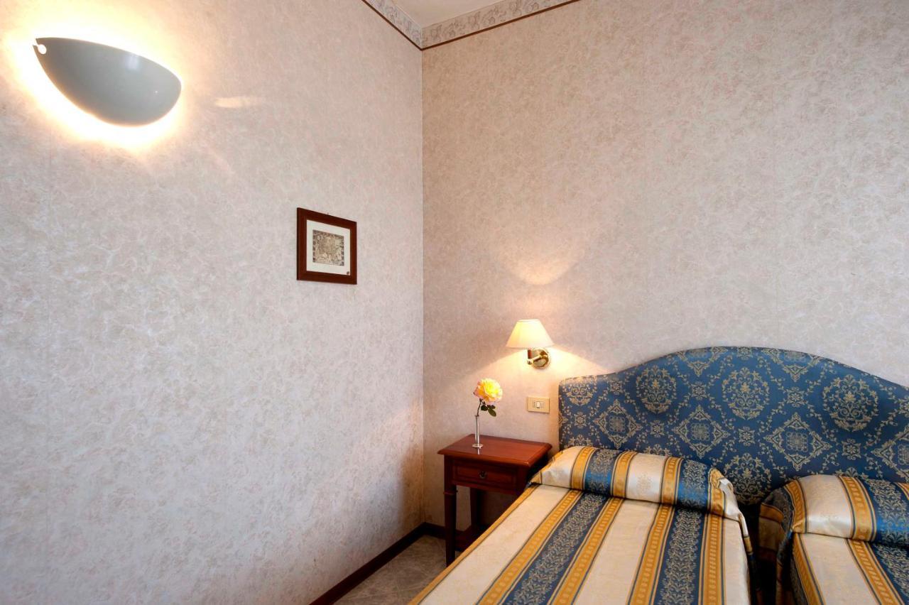 Hotel Moderno Siena Ngoại thất bức ảnh